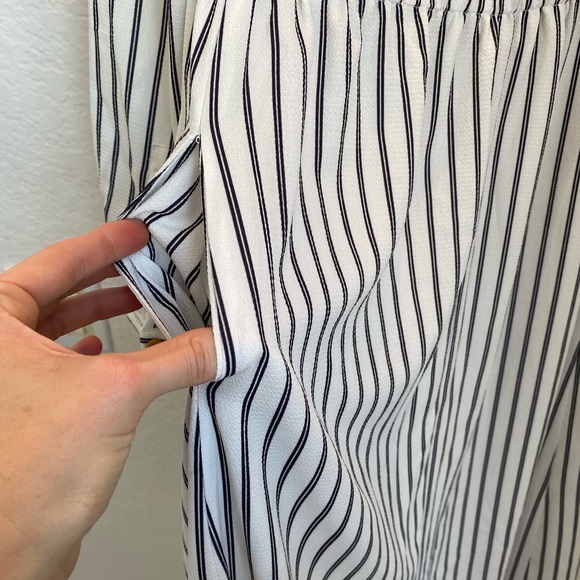 NIGHTWALKER Long Dress or Jacket, size medium, white and navy blue - Picture 9 of 11